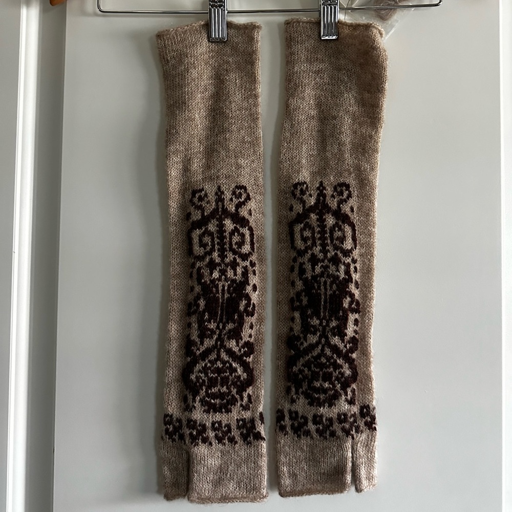 Peruvian Connection Fingerless Gloves